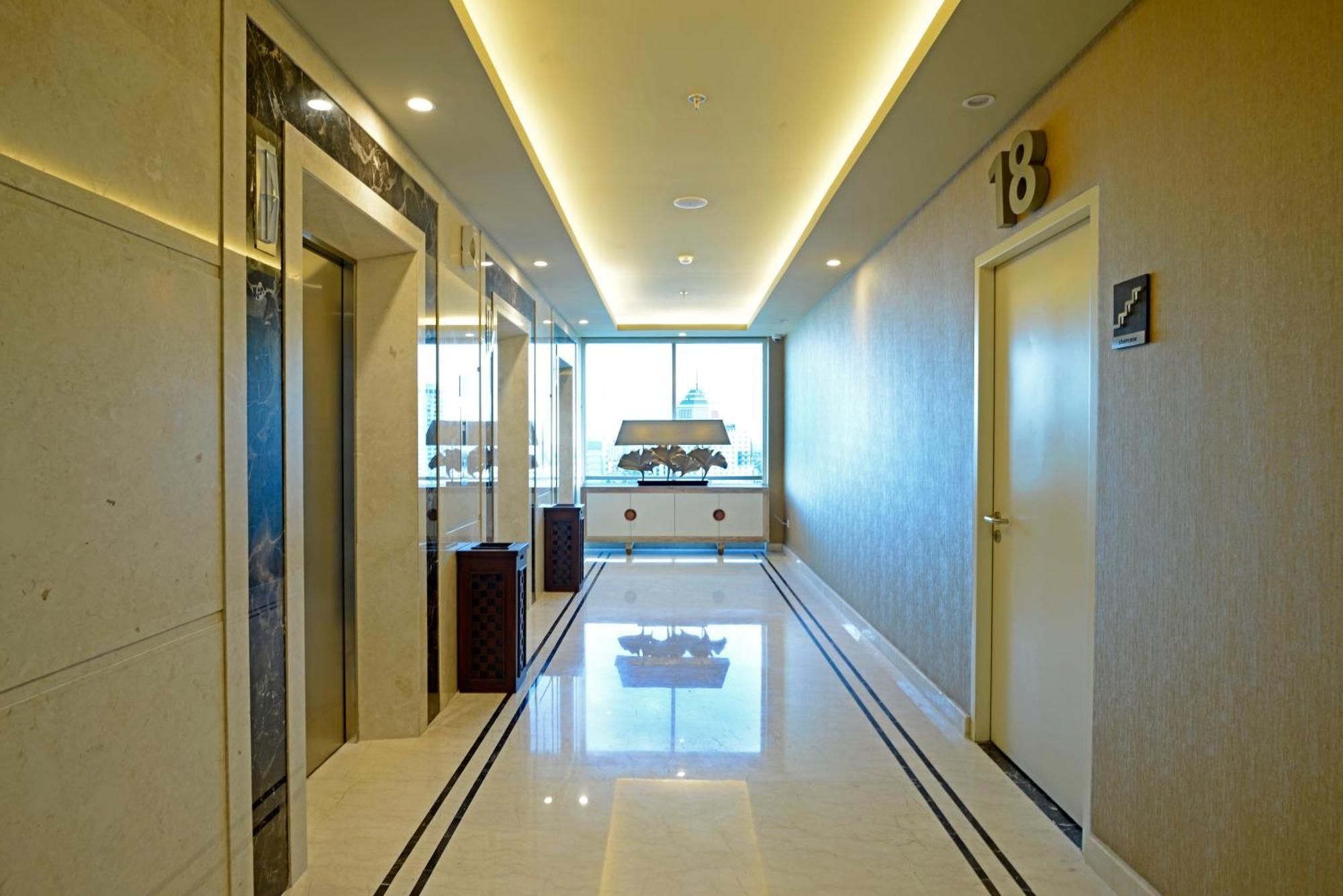 Hotel Aria Centra 4*